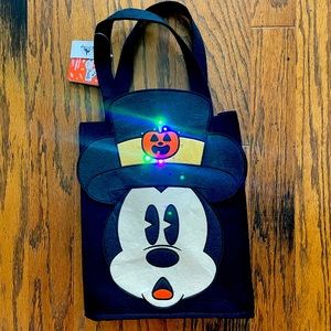 Disney Mickey Mouse Light-up Halloween Trick or Treat Bag.